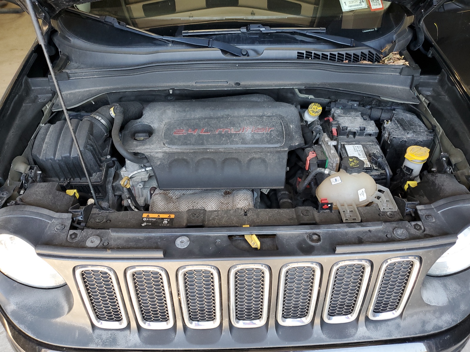 ZACCJBAB5HPE59052 2017 Jeep Renegade Sport