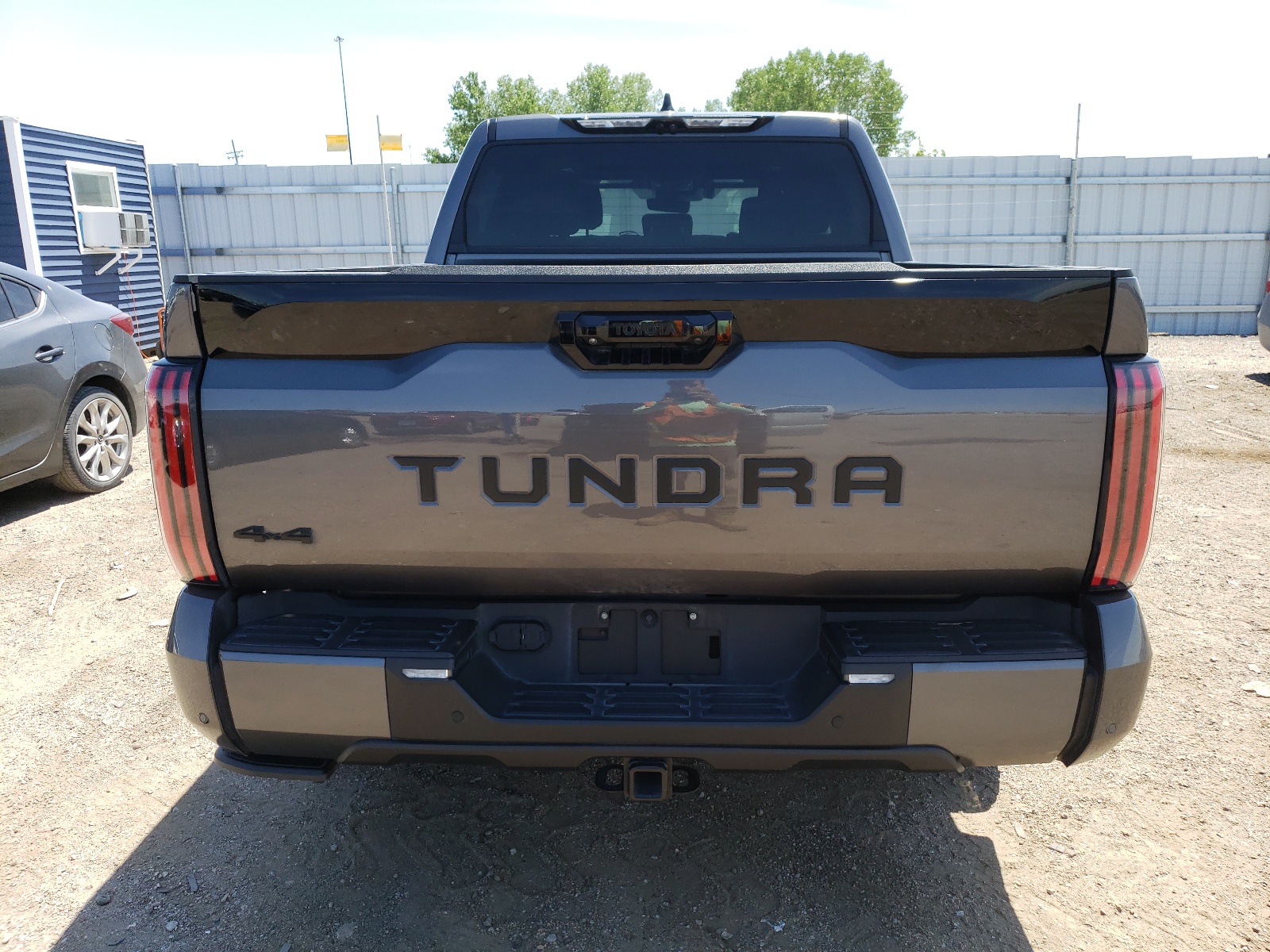 5TFNA5DB5PX100334 2023 Toyota Tundra Crewmax Platinum