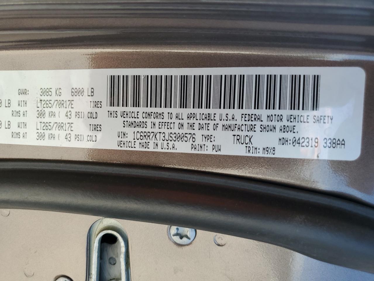 2018 Ram 1500 St VIN: 1C6RR7KT3JS300576 Lot: 60356594