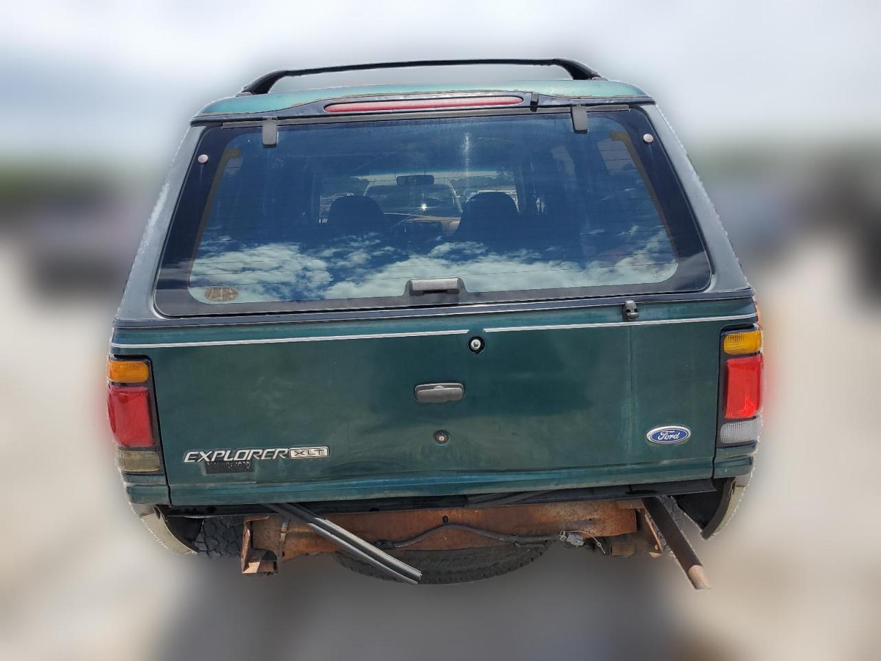 1996 Ford Explorer VIN: 1FMDU32X5TUA96623 Lot: 59739724