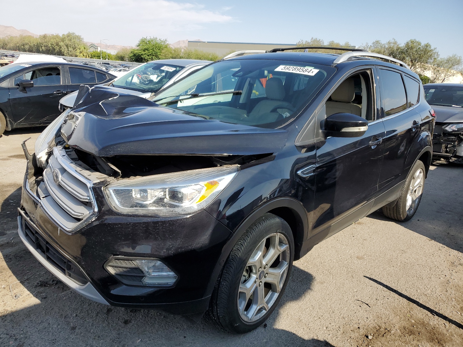 2019 Ford Escape Titanium vin: 1FMCU9J94KUA80316