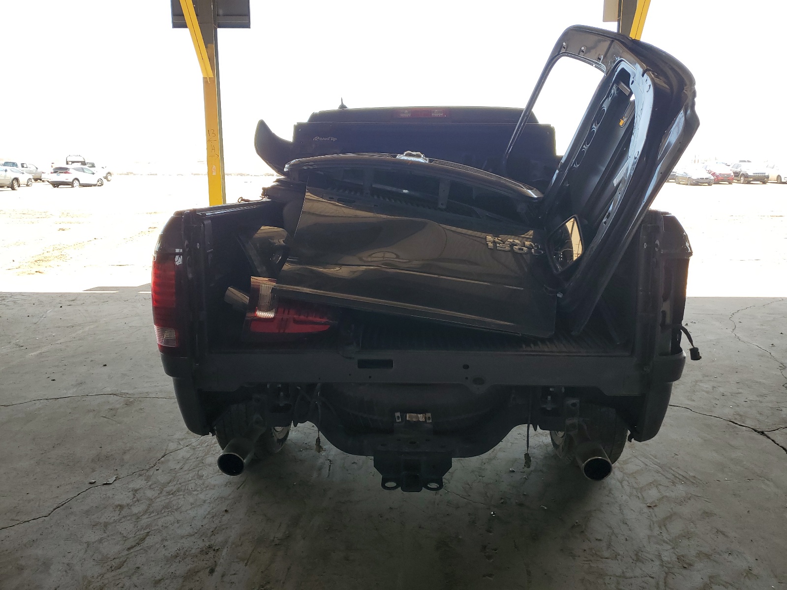 1C6RR7MT1FS719868 2015 Ram 1500 Sport