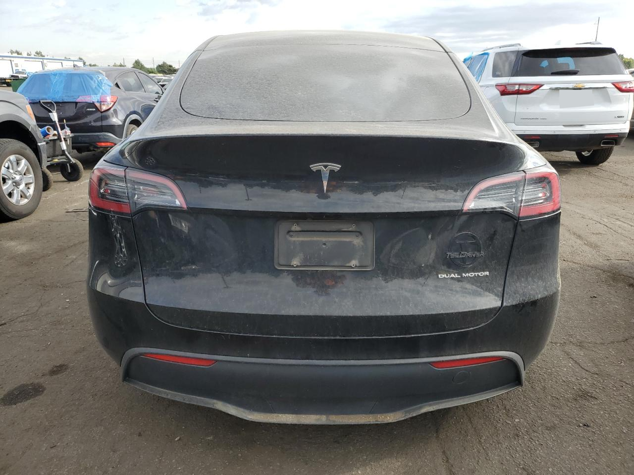 7SAYGDEE6PF622725 2023 Tesla Model Y