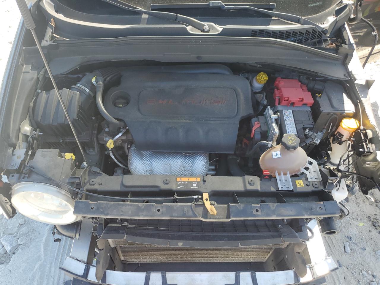 2020 Jeep Renegade Latitude VIN: ZACNJABB1LPL90898 Lot: 58232524