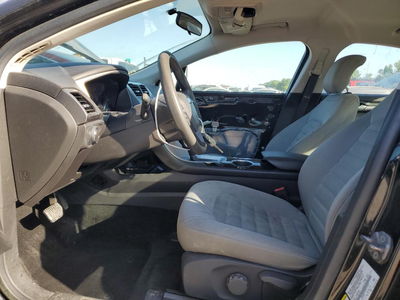 2013 Ford Fusion S VIN: 3FA6P0G70DR177619 Lot: 58933184