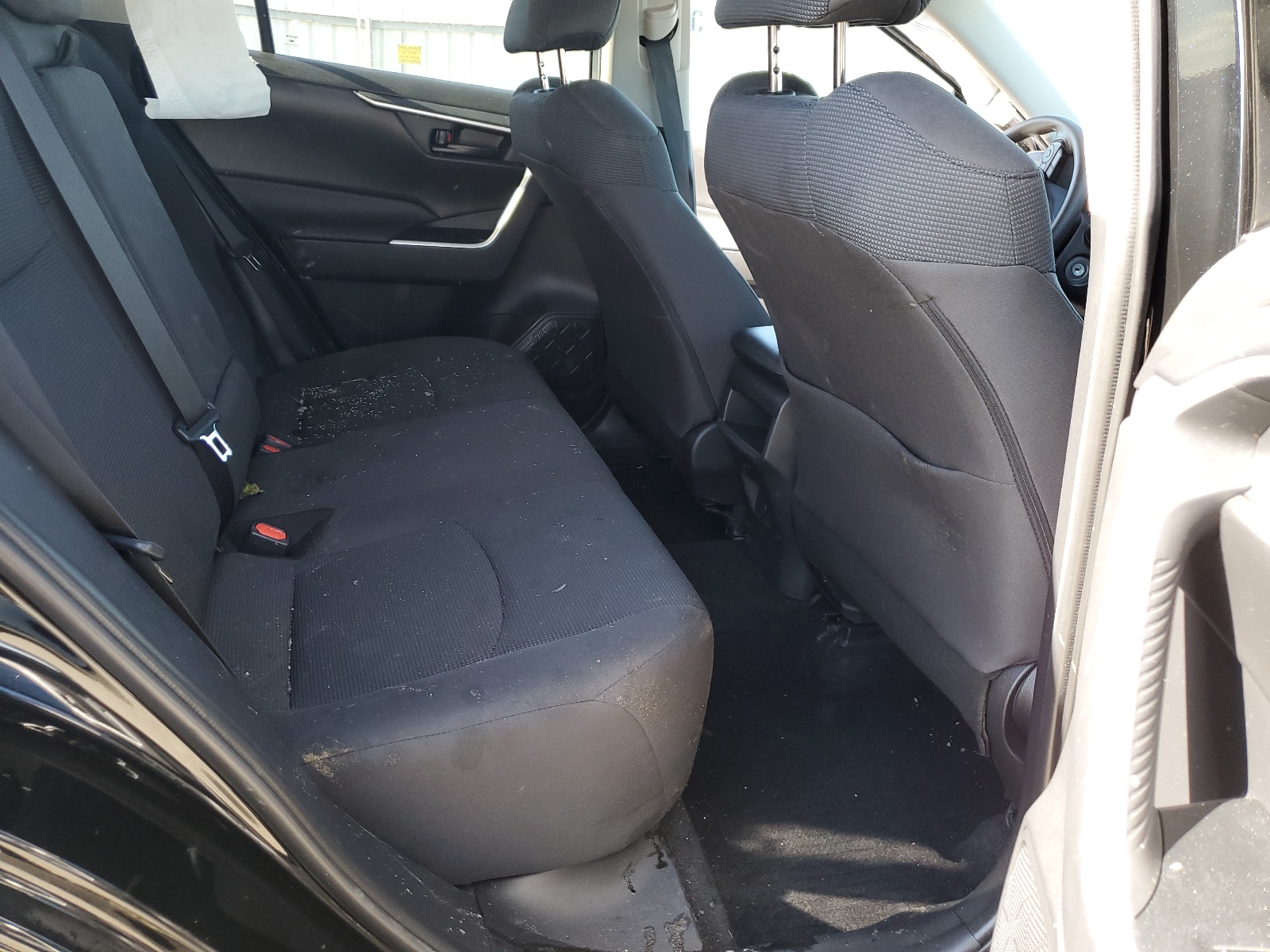 2T3K1RFV8LW080385 2020 Toyota Rav4 Le