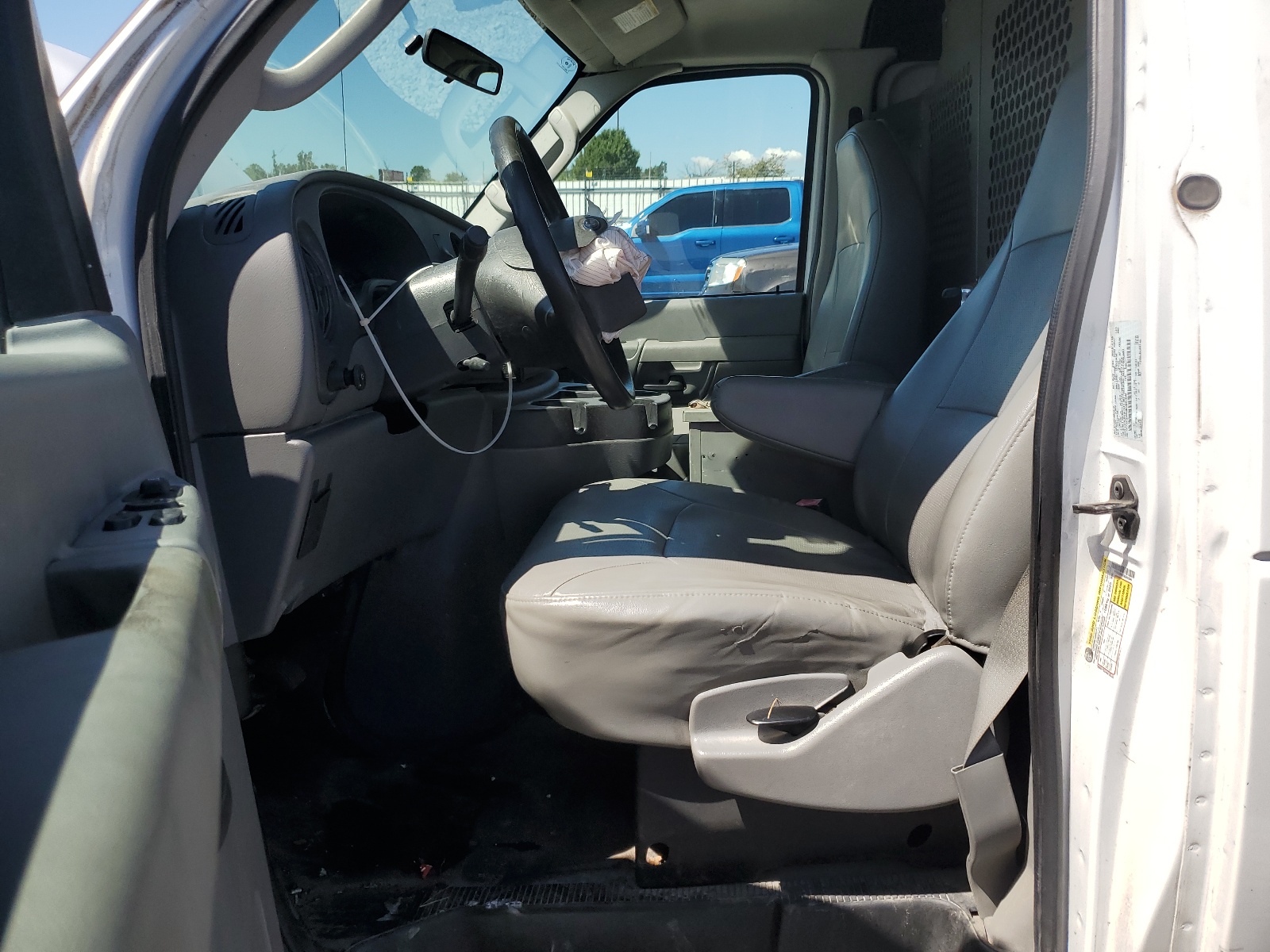 1FTNE24W48DB41644 2008 Ford Econoline E250 Van