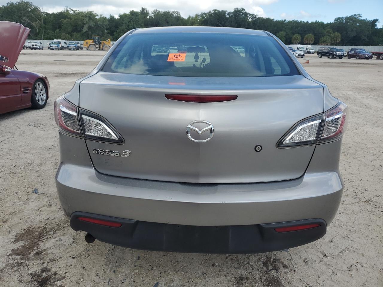 2011 Mazda 3 I VIN: JM1BL1UF4B1393941 Lot: 58532164