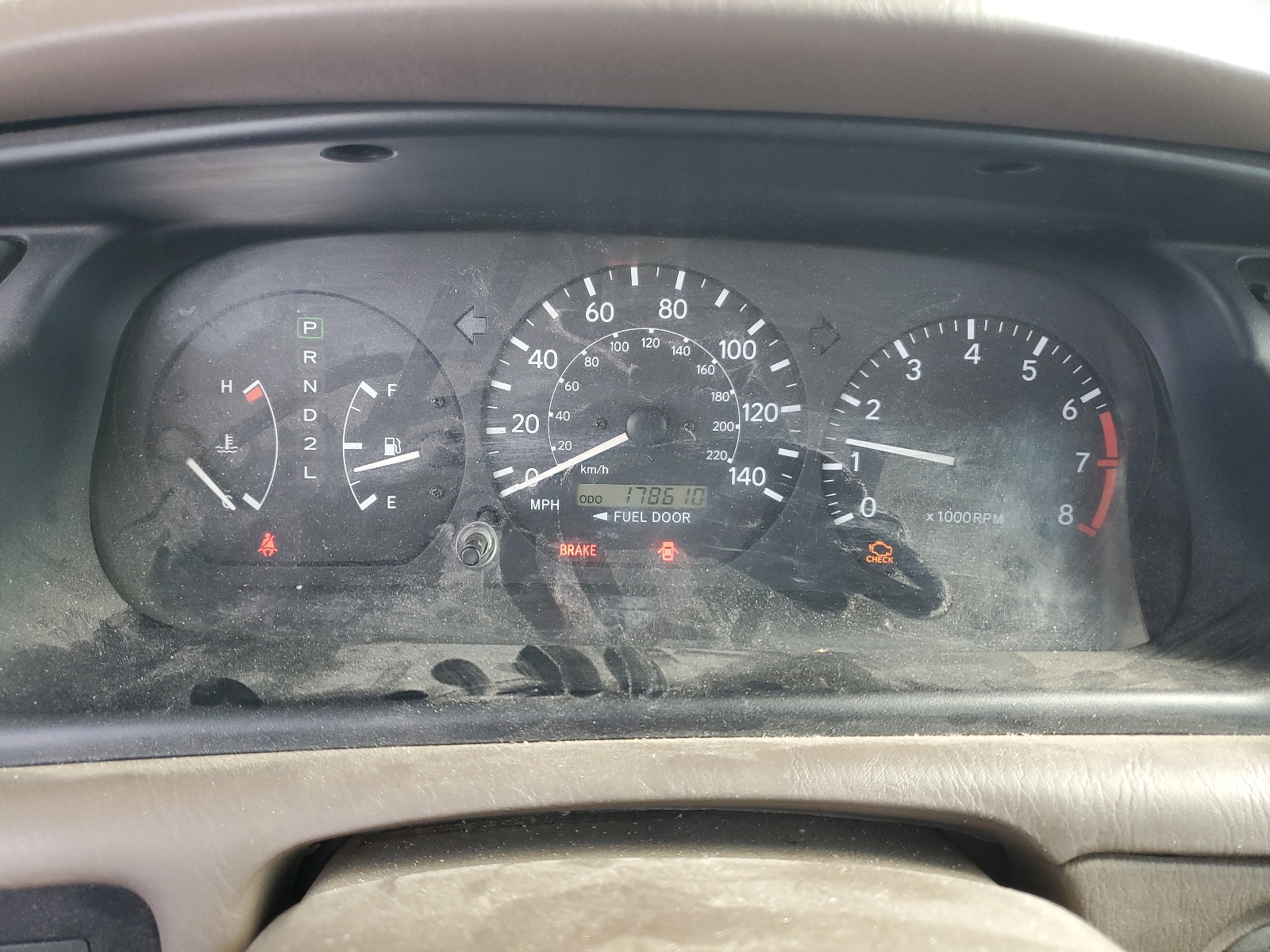 4T1BF22K7YU955198 2000 Toyota Camry Le