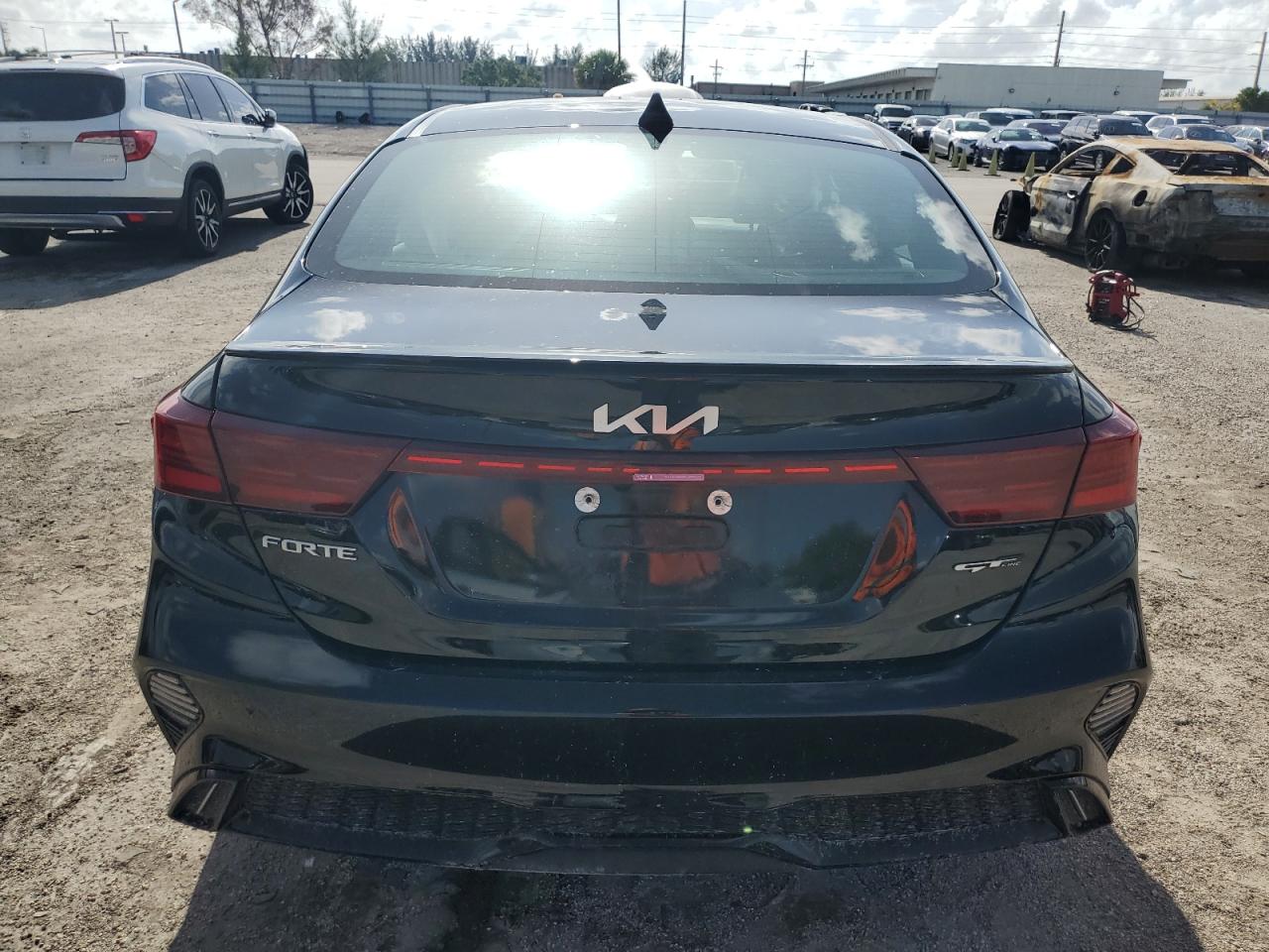 2023 Kia Forte Gt Line VIN: 3KPF54AD8PE576604 Lot: 61079724