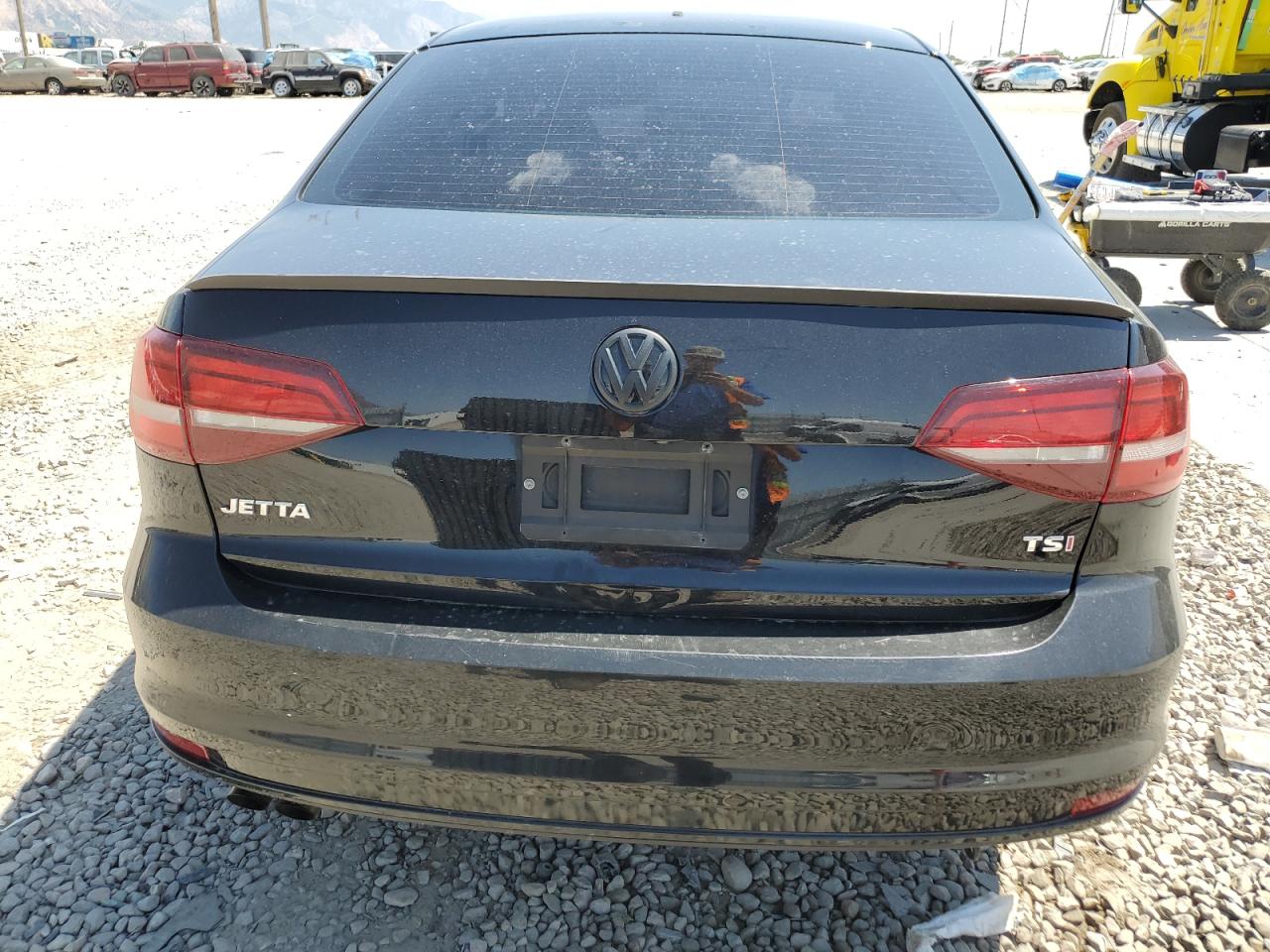 2018 Volkswagen Jetta - Image 6