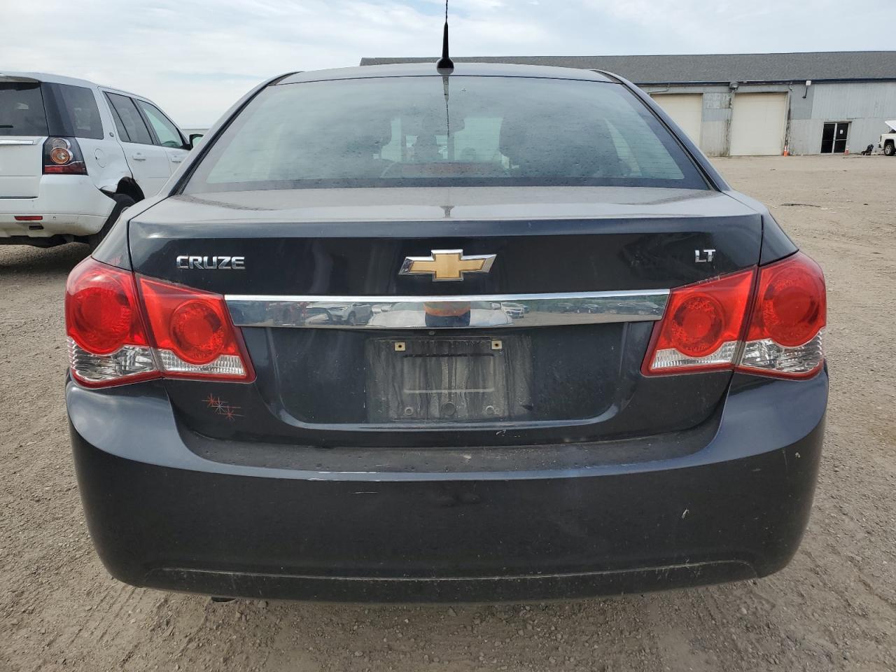 2013 Chevrolet Cruze - Image 6