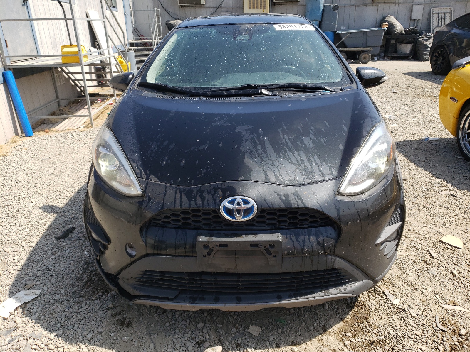 2018 Toyota Prius C vin: JTDKDTB36J1608557