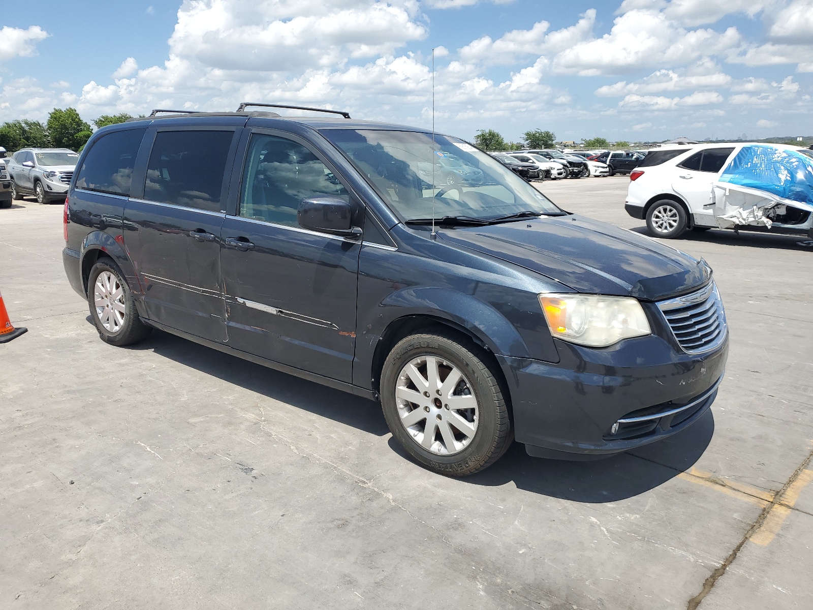 2014 Chrysler Town & Country Touring vin: 2C4RC1BG5ER277335