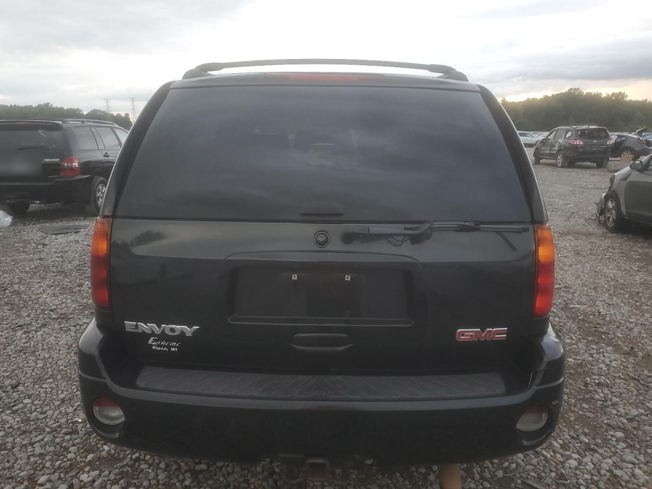 1GKDT13S942259161 2004 GMC Envoy