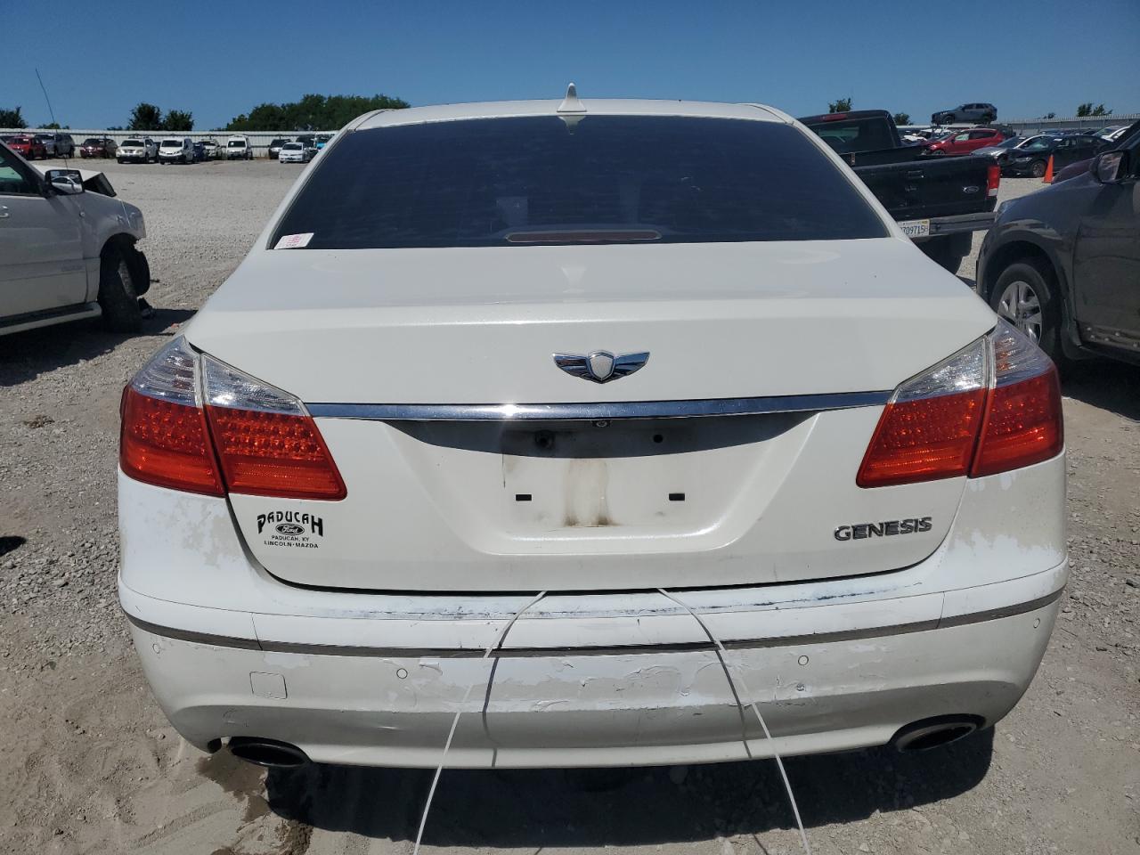 2010 Hyundai Genesis 3.8L VIN: KMHGC4DE8AU073545 Lot: 57548394