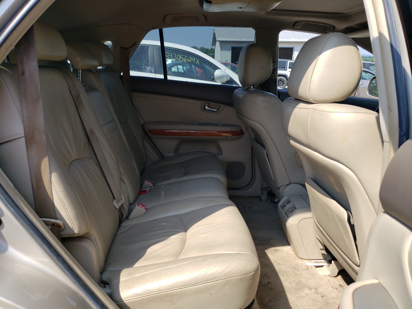 JTJGA31U040002476 2004 Lexus Rx 330