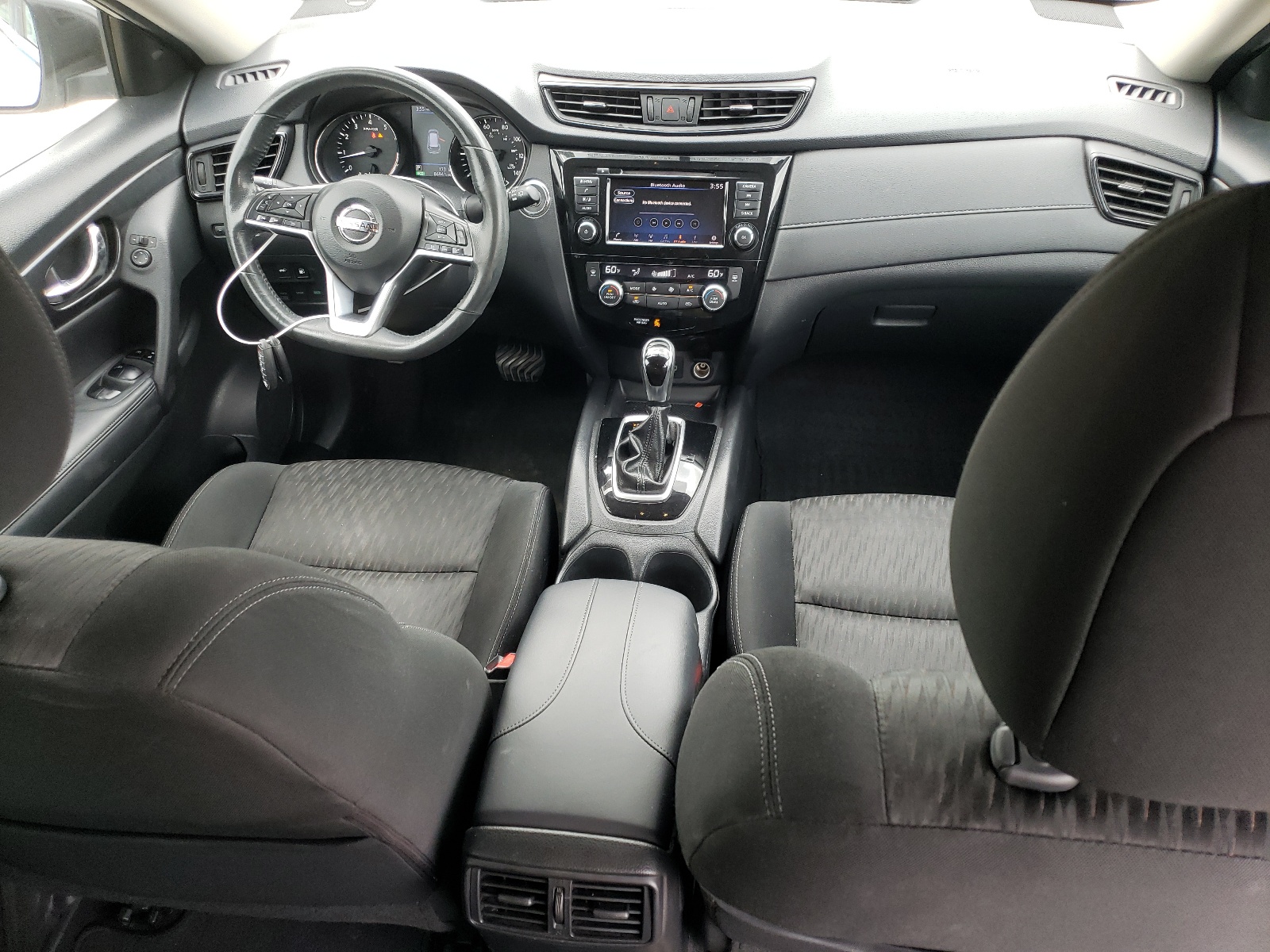 KNMAT2MV4JP563218 2018 Nissan Rogue S