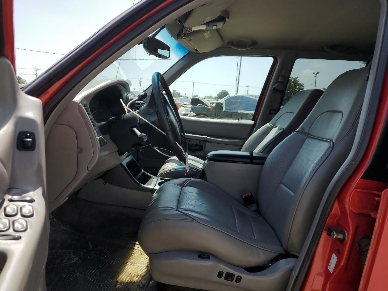 1998 Ford Explorer VIN: 1FMZU32P0WUA03999 Lot: 59492264