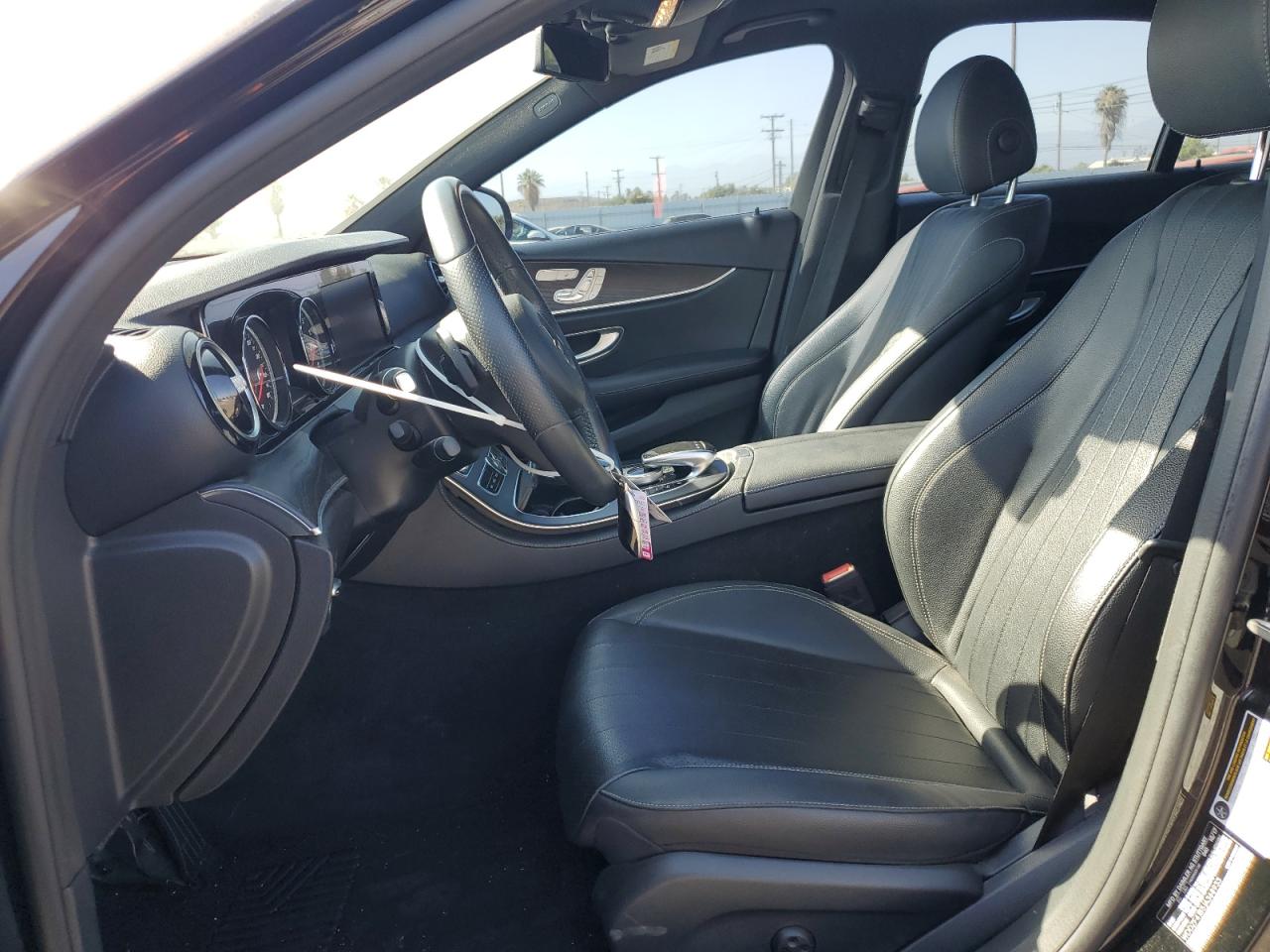 2018 Mercedes-Benz E 300 VIN: WDDZF4JB5JA368933 Lot: 60116344