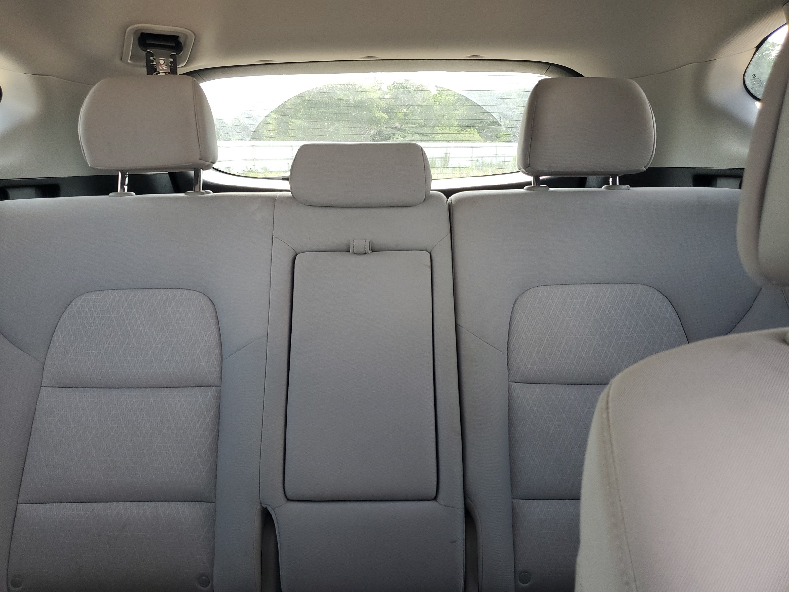 KM8J23A43HU534983 2017 Hyundai Tucson Se