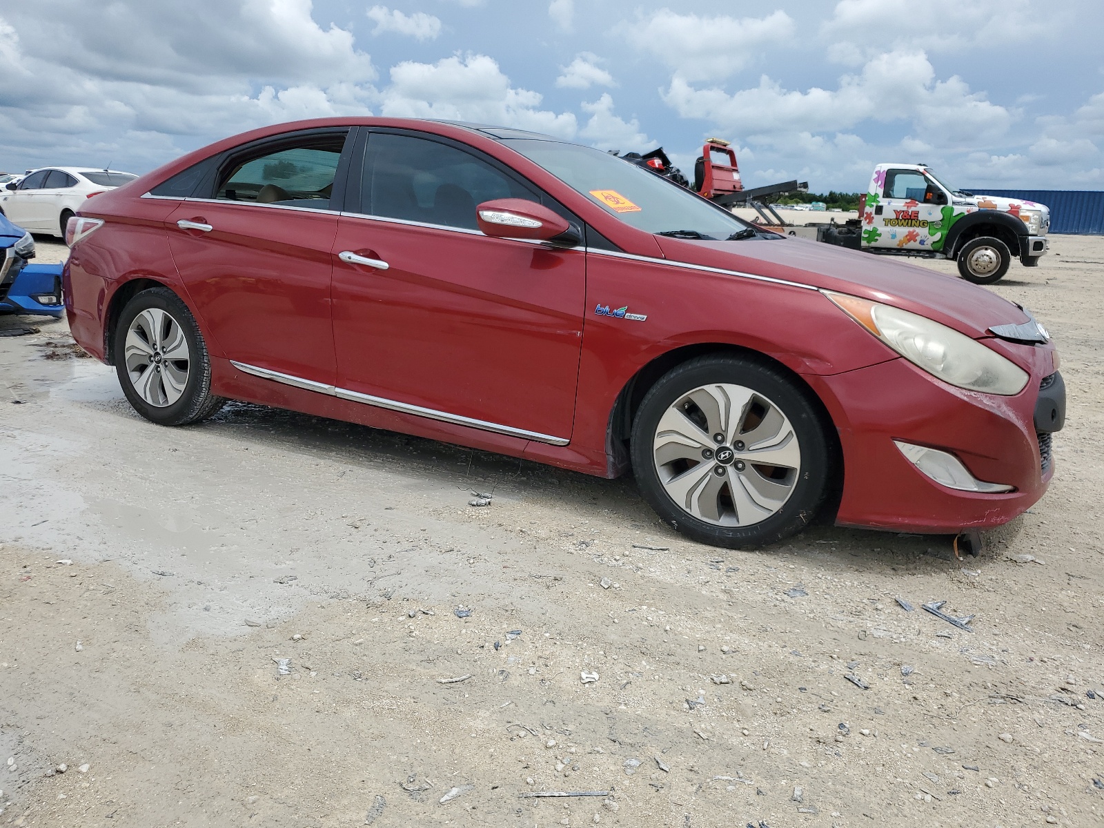 2013 Hyundai Sonata Hybrid vin: KMHEC4A42DA050481