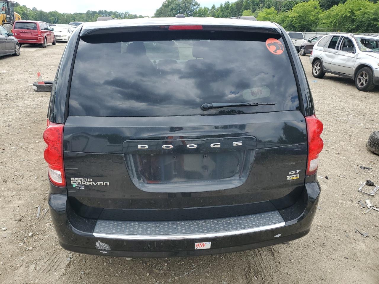 2018 Dodge Caravan - Image 6