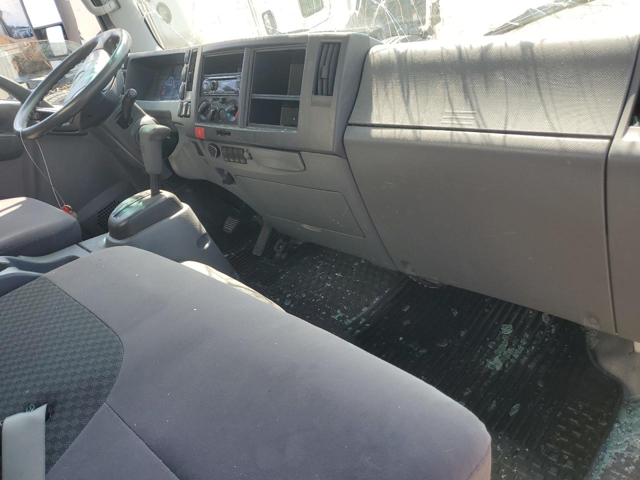 2015 Isuzu Npr Hd VIN: 54DC4W1B1FS807480 Lot: 58757184