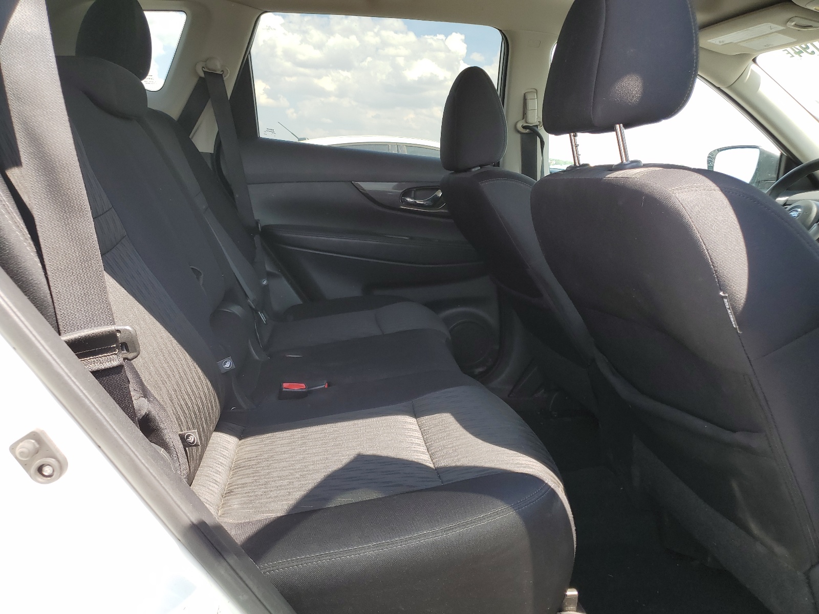 5N1AT2MV0HC844378 2017 Nissan Rogue Sv