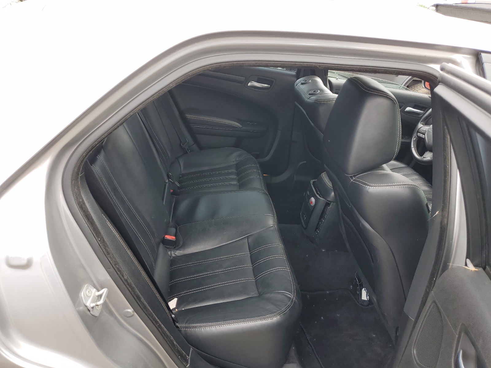 2C3CCABG6FH807765 2015 Chrysler 300 S