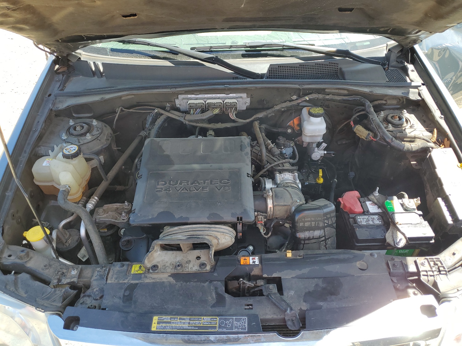 1FMCU0DG1AKD11608 2010 Ford Escape Xlt