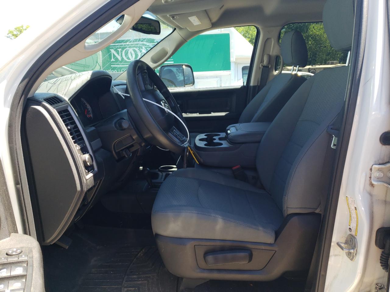 2018 Ram 3500 St VIN: 3C63R3CJ5JG181576 Lot: 60912074