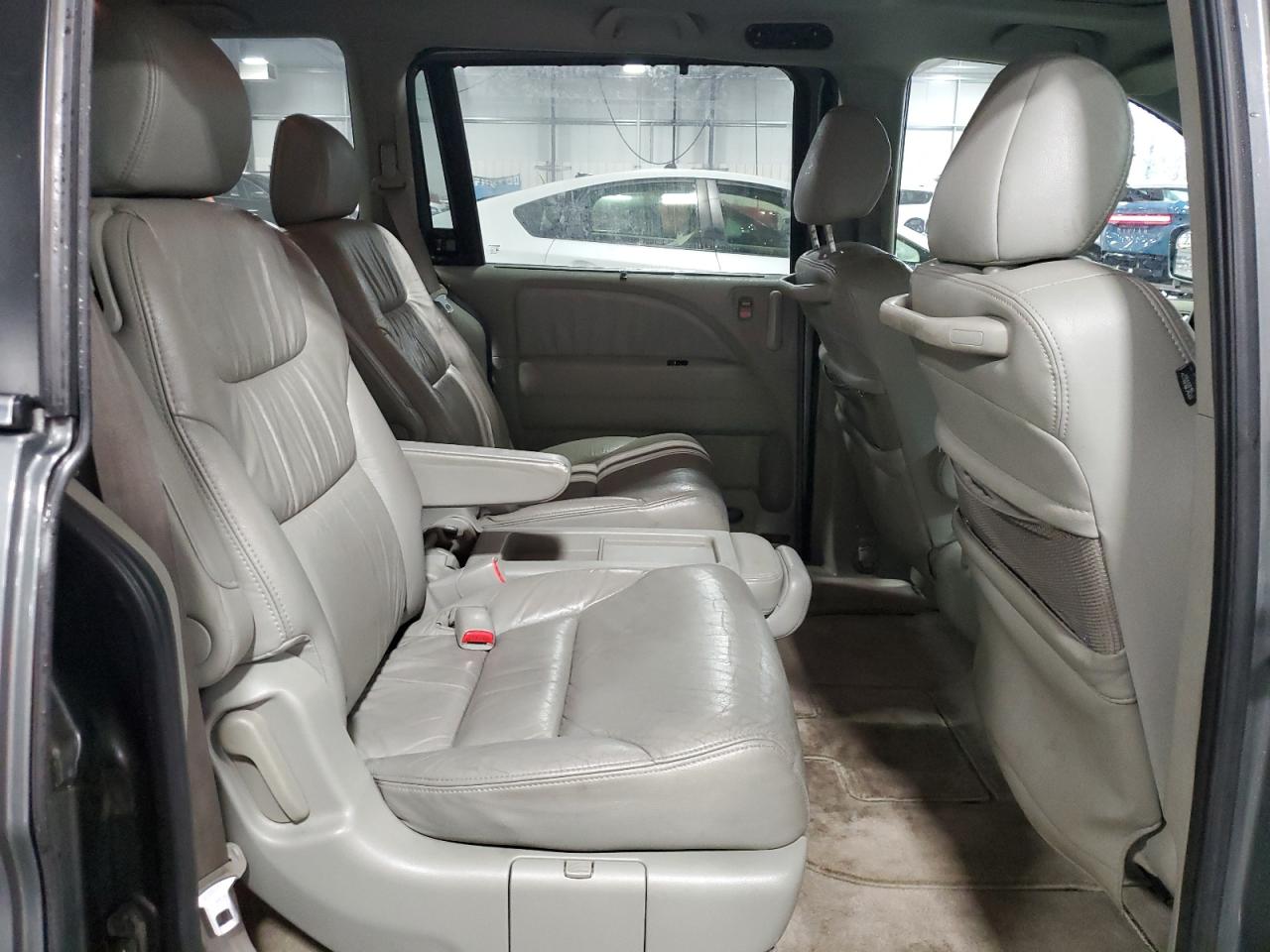 2007 Honda Odyssey - Image 11