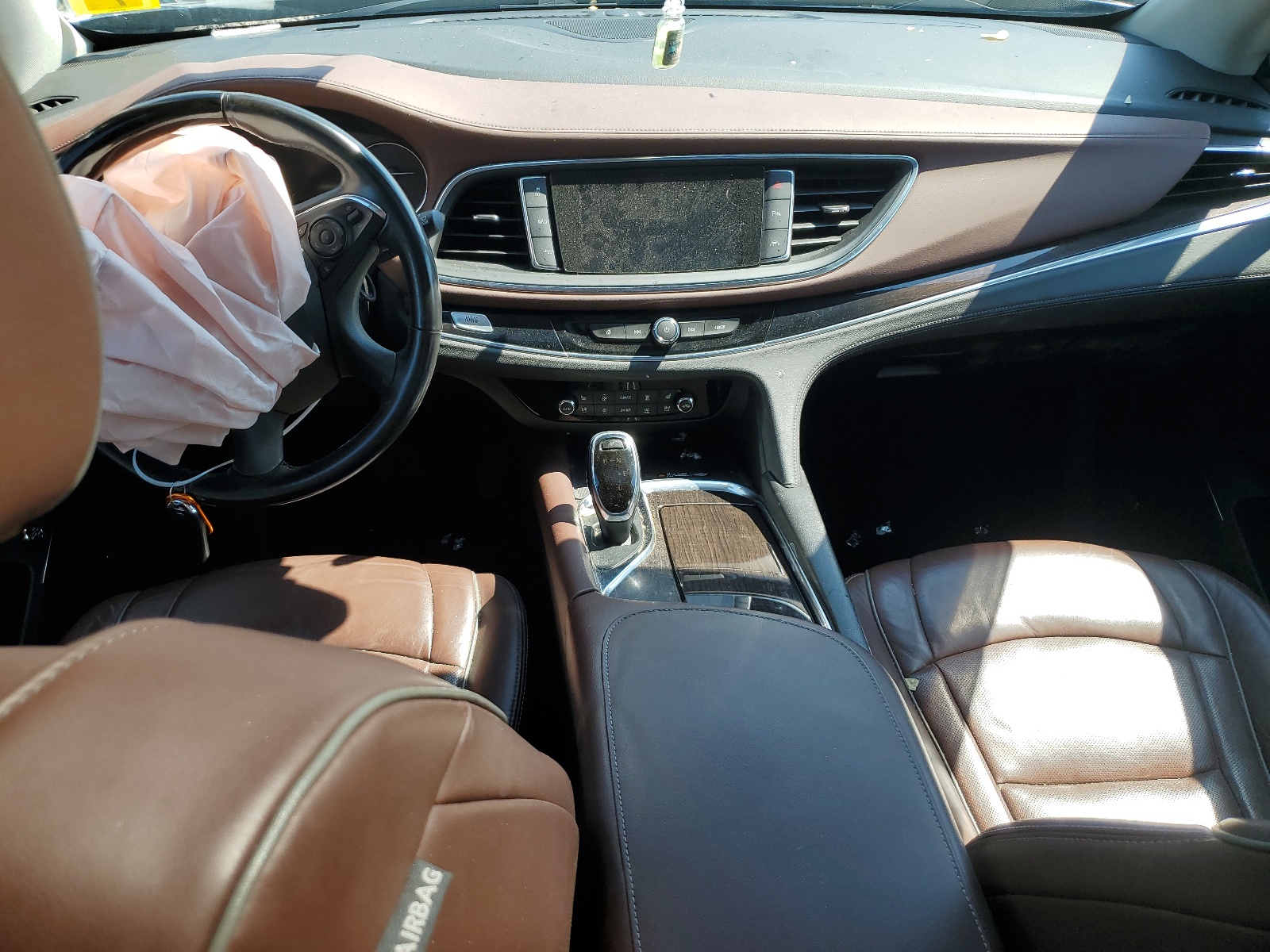 5GAEVCKW7JJ173683 2018 Buick Enclave Avenir