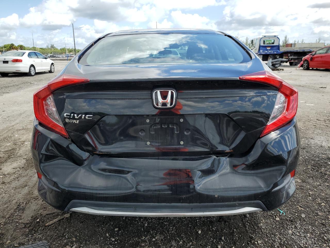 2HGFC2F67KH501377 2019 Honda Civic Lx