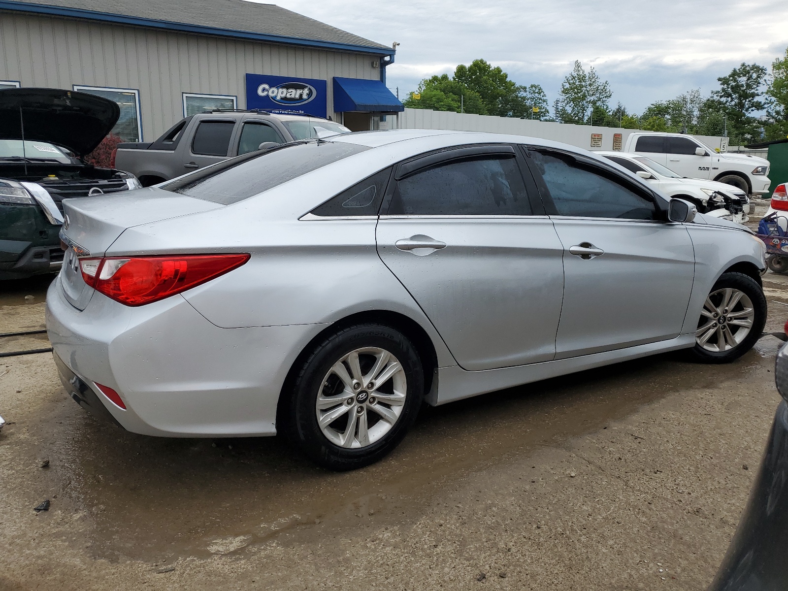 2014 Hyundai Sonata Gls vin: 5NPEB4AC8EH933204