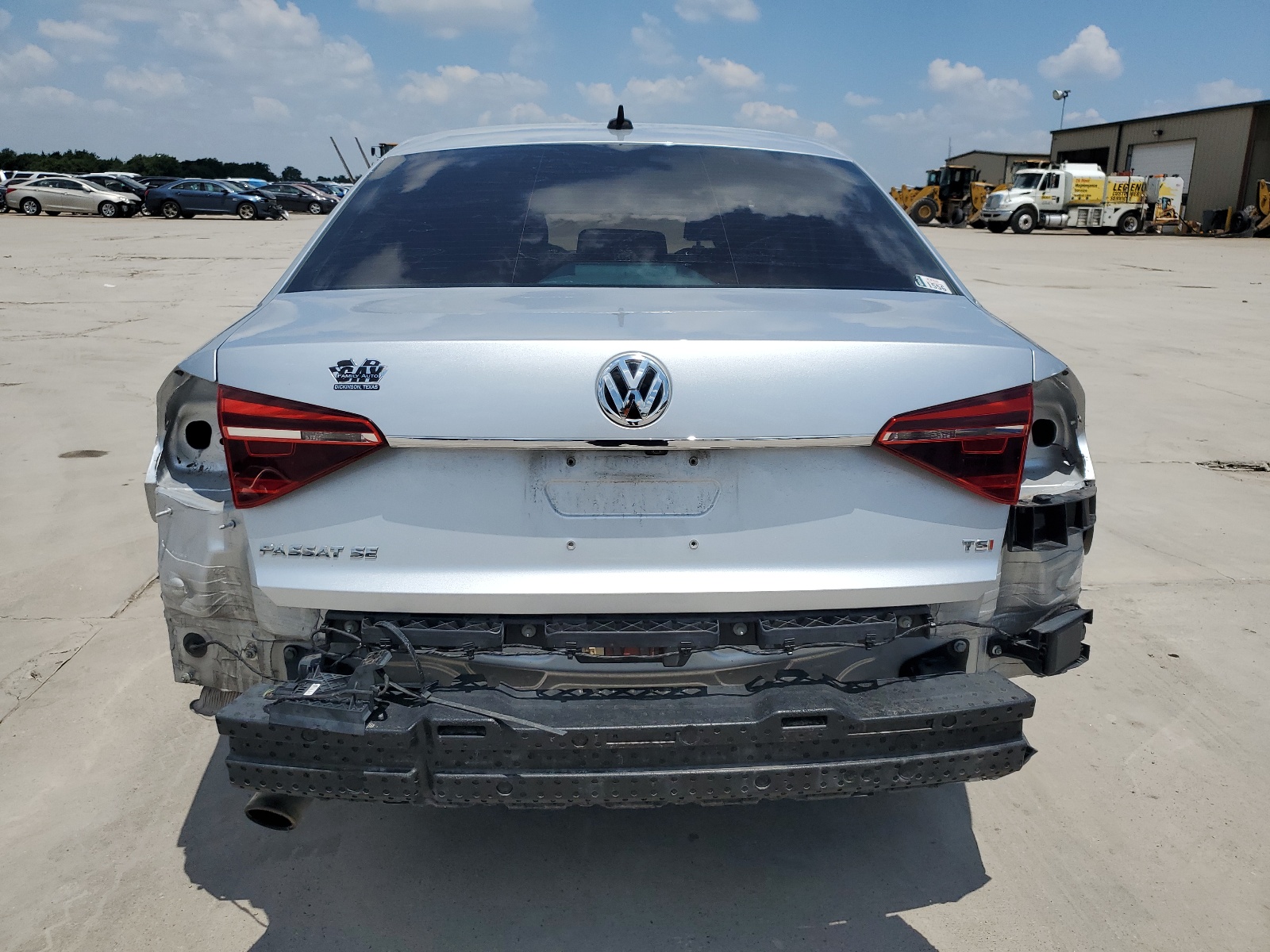 1VWBT7A38HC036009 2017 Volkswagen Passat Se