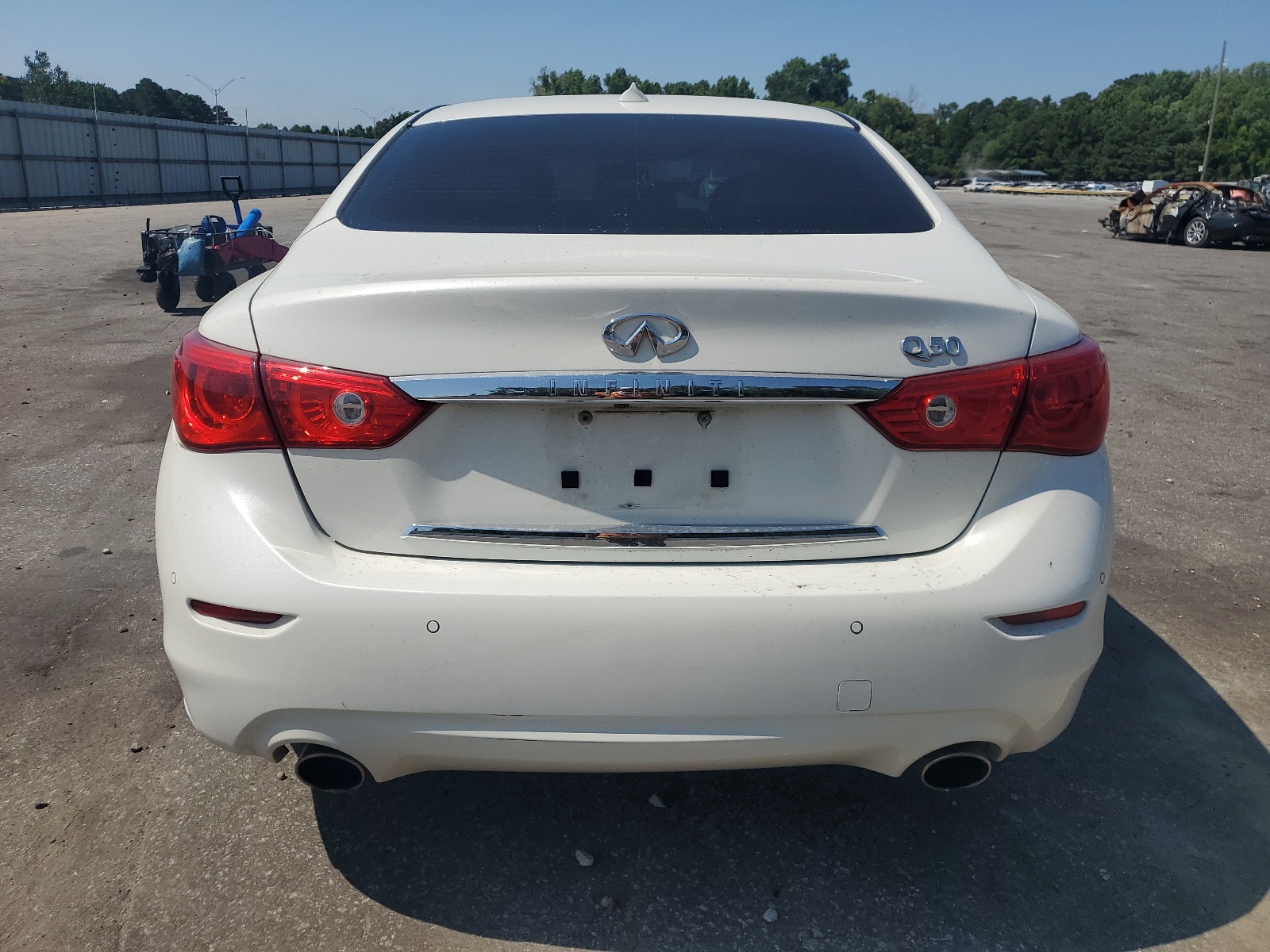 JN1EV7AP1HM733547 2017 Infiniti Q50 Premium