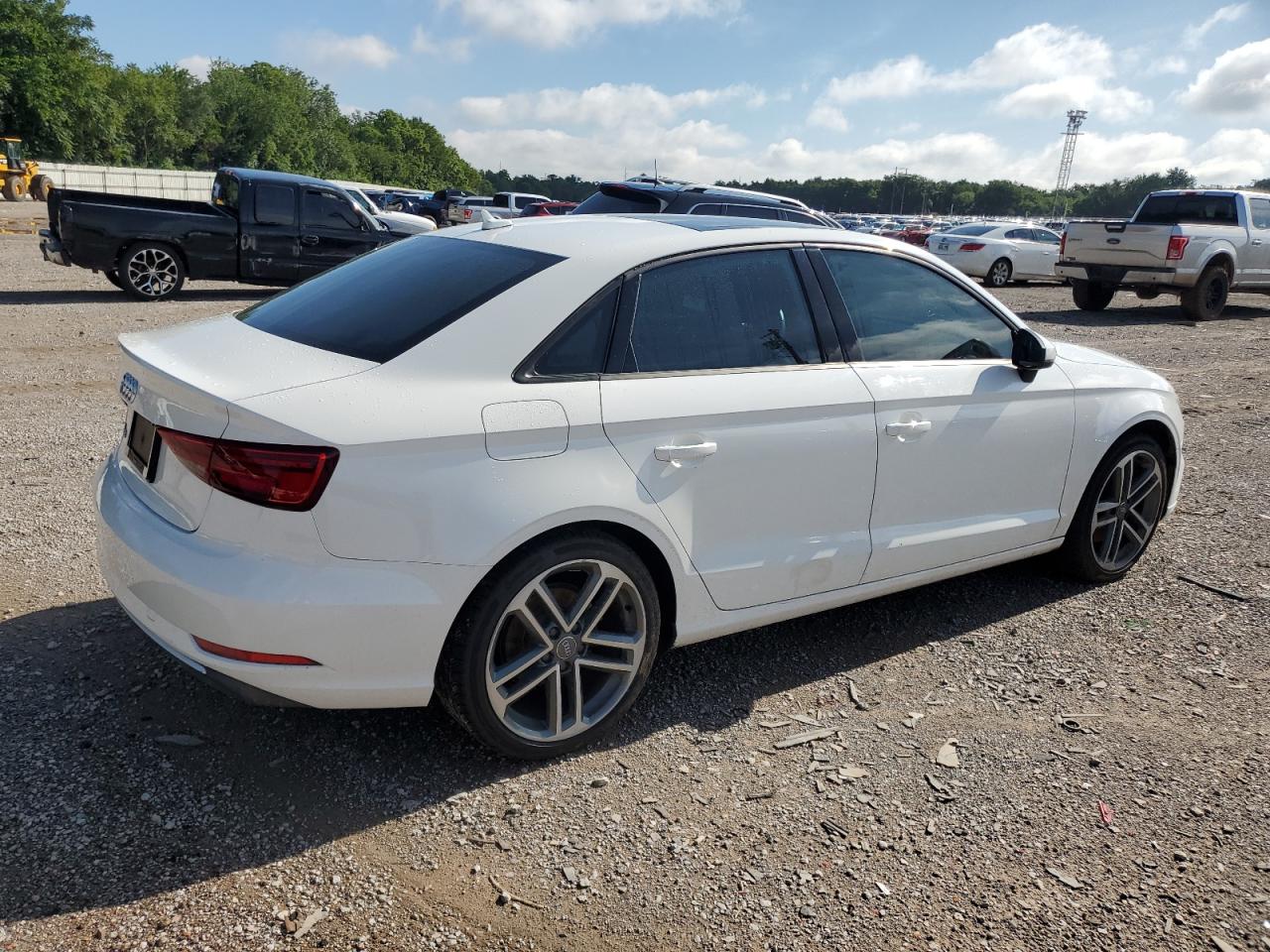 2018 Audi A3 Premium VIN: WAUAUGFF4J1033587 Lot: 57908044