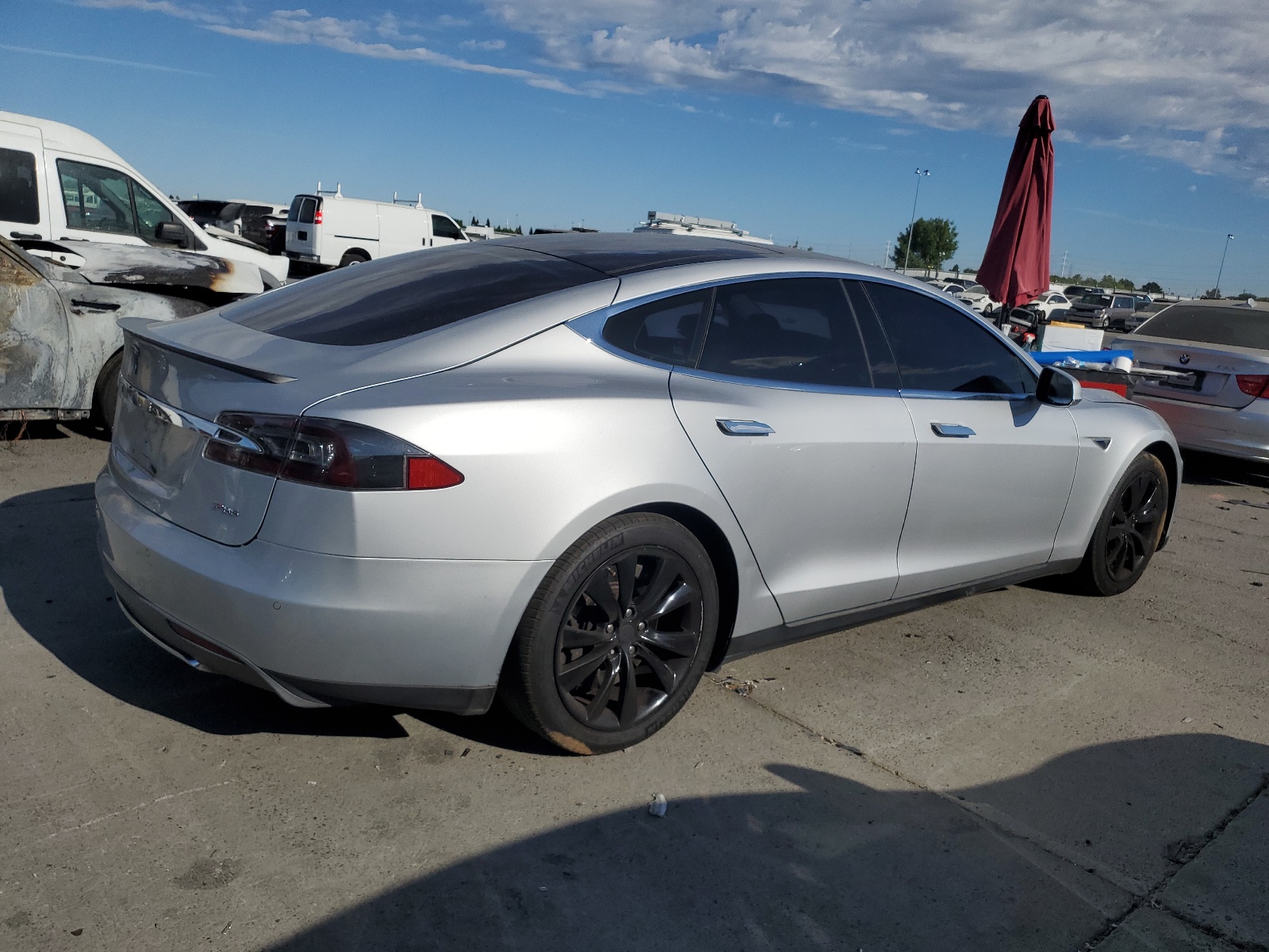 5YJSA1H17EFP48942 2014 Tesla Model S