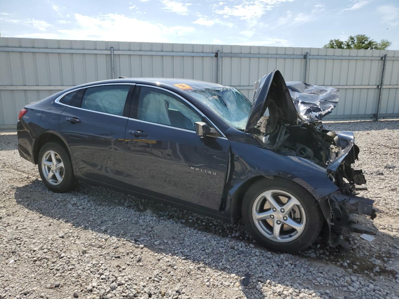 2016 Chevrolet Malibu - Image 4