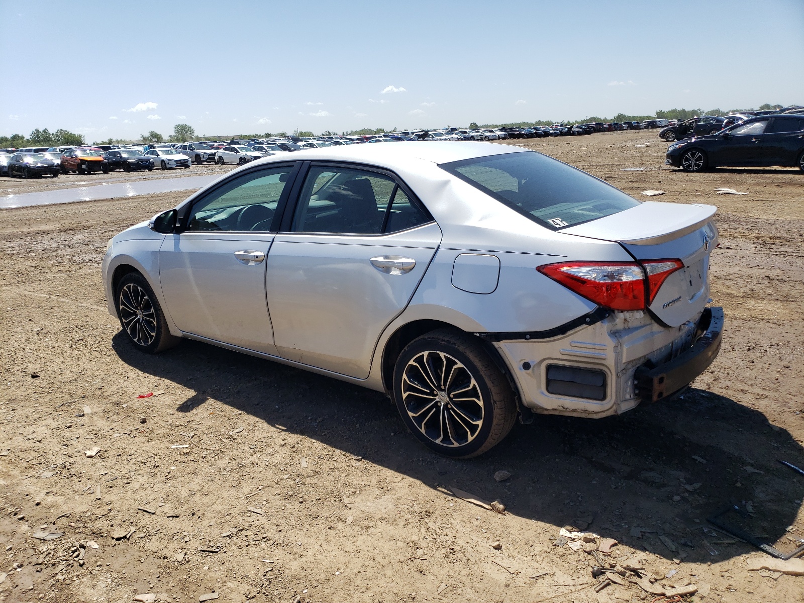 2014 Toyota Corolla L vin: 5YFBURHE0EP076137