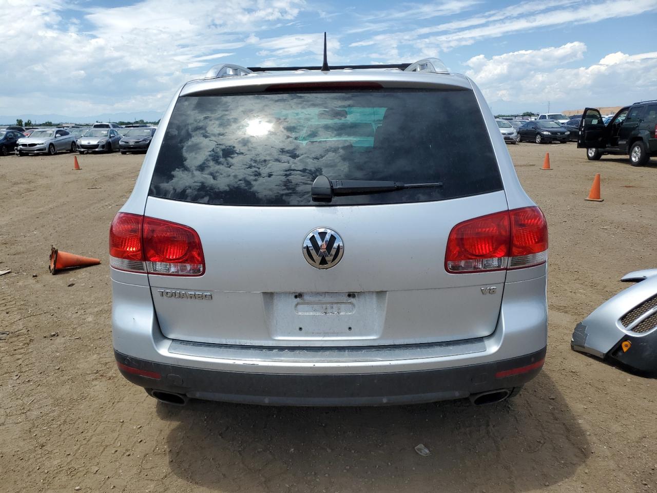 2007 Volkswagen Touareg V8 VIN: WVGZB77L37D023734 Lot: 61074104