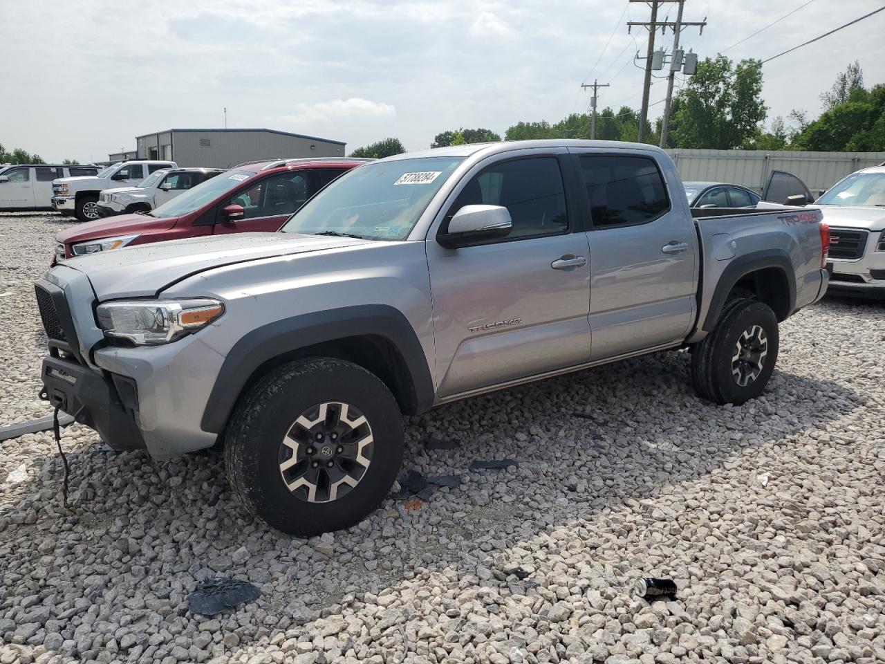 2016 Toyota Tacoma Double Cab на продаже в Wayland, MI - Front End