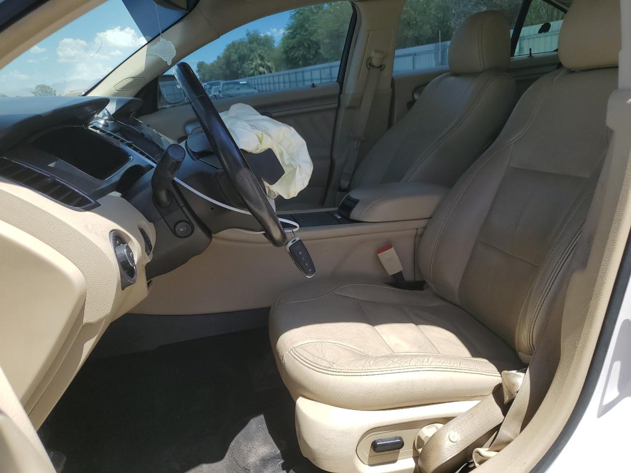 2015 Ford Taurus Sel VIN: 1FAHP2E82FG163523 Lot: 60615724