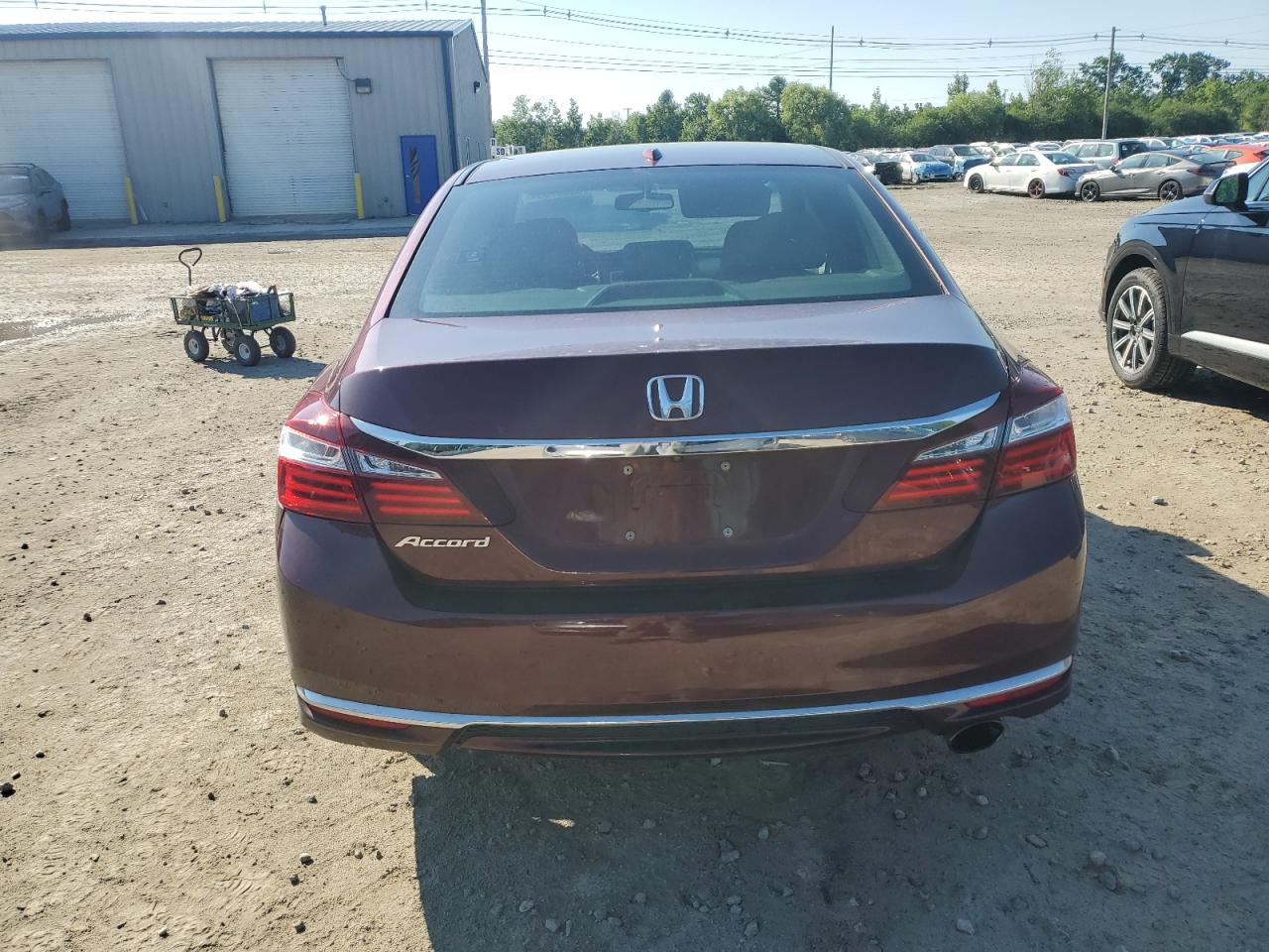 1HGCR2F80HA171981 2017 Honda Accord Exl