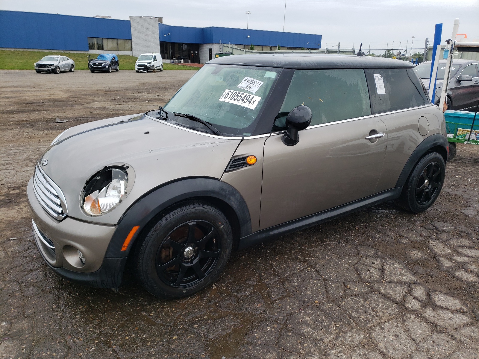 2013 Mini Cooper vin: WMWSU3C51DT677288