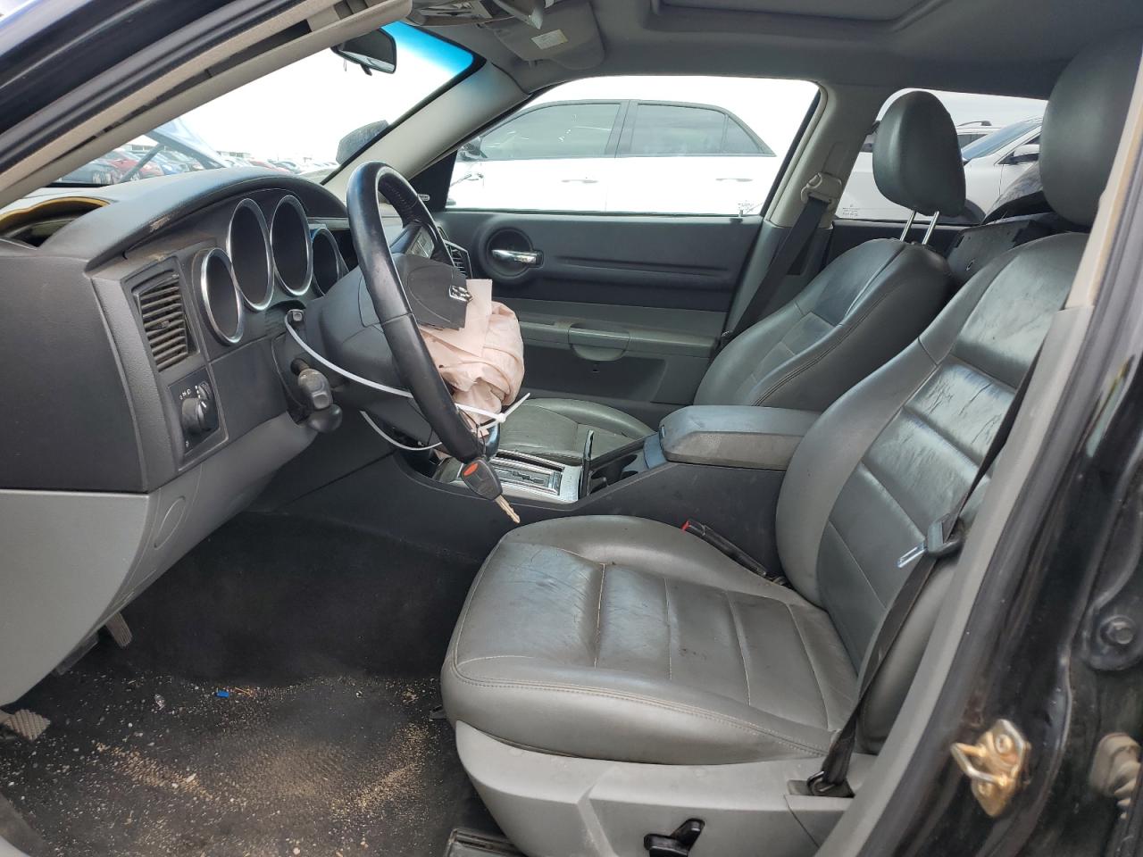 2005 Dodge Magnum R/T VIN: 2D4GV58205H683472 Lot: 60343674