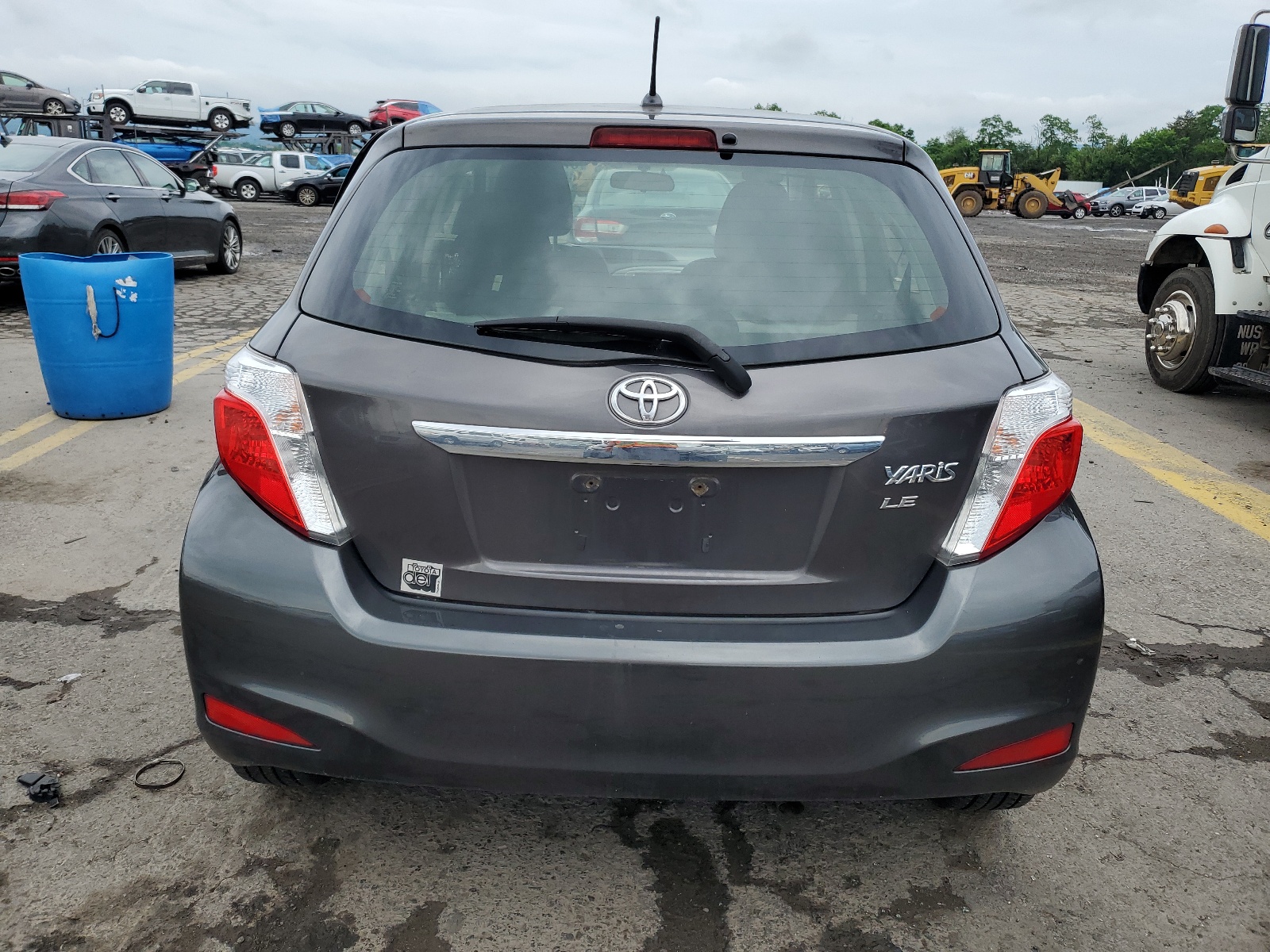 JTDKTUD36CD518090 2012 Toyota Yaris