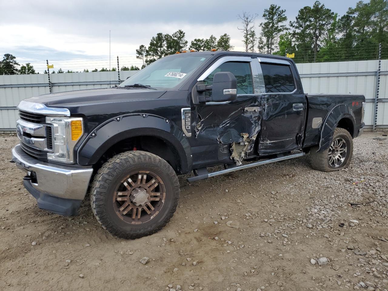 1FT7W2B65HEC35499 2017 FORD F250 - Image 1